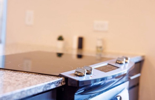 Baker Apartment | Relaxation Station - South Broadway
