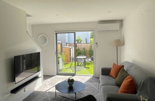 Upper Riccarton House | Relaxing 2BR House in Mohua Lane