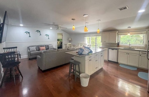 West Cape May House | Relaxing 4BR, 2BA Second-Floor Getaway with Shared Pool -WCM