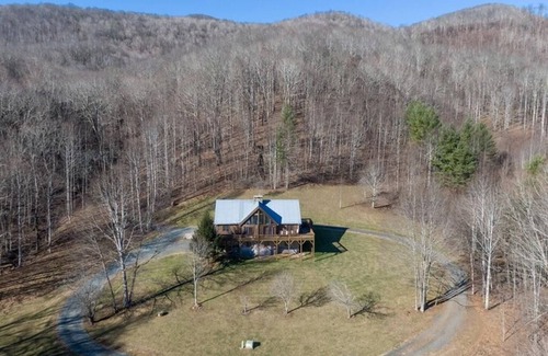Todd Cabin | Relaxing 4BR Cabin in Todd – Hot Tub, Firepit, & More!