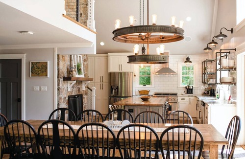 Ashley Oaks House | Relaxing 5BR Lake House Retreat