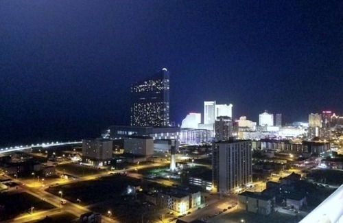 Atlantic City Resort | Relaxing, Amenity Full, Boardwalk Studio w/pool & hot tub -mins from the beach!