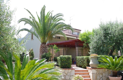 Mazzaforno Apartment | Relaxing Apartment for 2 People in Residence