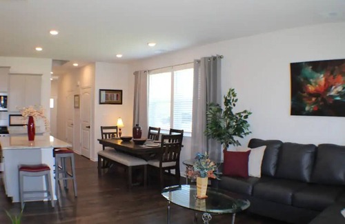 Millville House | Relaxing beach community nearby beaches, pools, clubhouse and gym