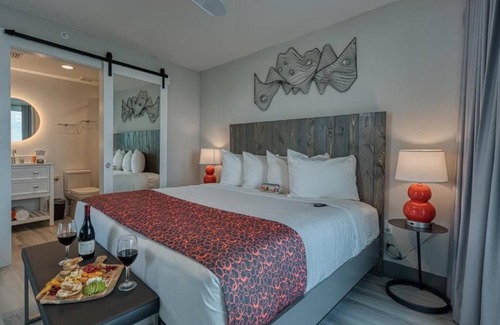 Treasure Island Hotel | Relaxing Beach Getaway! Suite w/Kitchen & Balcony | Pool, Free Parking!