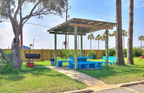 North Beach Condo | Relaxing beach view condo
