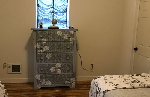 Robinsonville - Tunica House | RELAXING & BEAUTIFUL Log Cabin home 4 Bedroom 3 Bathroom Lakeside