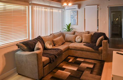 Upland Apartment | Relaxing Cozy Back House with Backyard