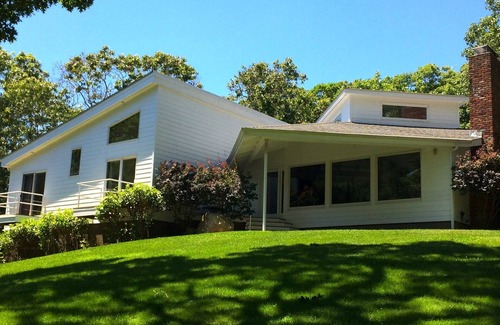 East Hampton House | Relaxing East Hampton Home with Heated Pool + Harbor Access + Chef's Kitchen