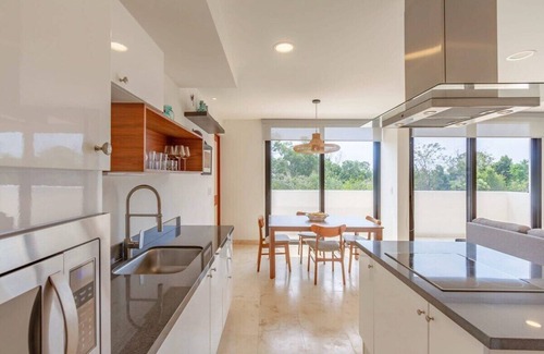 Akumal Condo | Relaxing Escape | 3 Pools | Gym | Rooftop Lounge