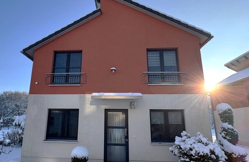 Treptow-Koepenick House | Relaxing family holiday in the idyllic house 01 Ahorn in Berlin!