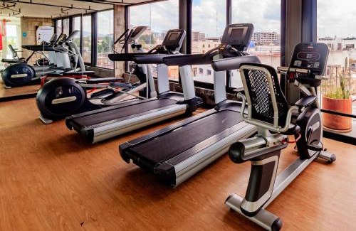 Downtown Guadalajara Apartment | Relaxing Getaway Loft w Gym Coworking 2BD