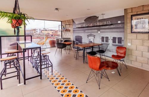 Downtown Guadalajara Apartment | Relaxing Getaway Loft w Gym Coworking 2BD