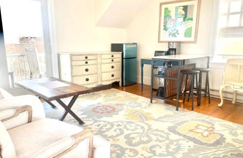 Madequecham House | Relaxing guesthouse with pool, stunning views close to beach