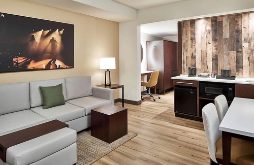 Sobro Hotel | Relaxing Haven in the Heart of Nashville! Indoor Pool, Pets Allowed, Kitchenette