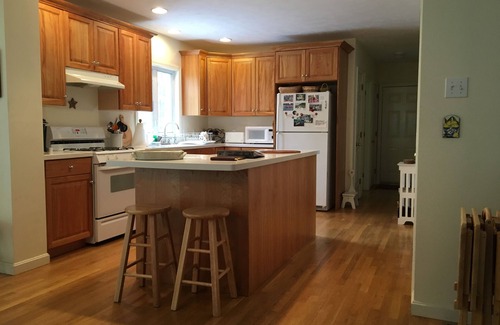 East Falmouth House | Relaxing Lakefront Dog Friendly 4 Bedroom Home Close to Town, Beaches & Shopping