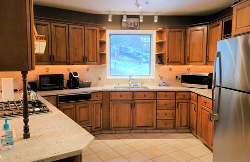 Monticello House | Relaxing Lakefront Home on Swinging Bridge Reservoir in Monticello