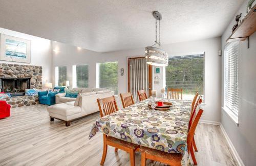 Lincoln City House | Relaxing Lincoln City Coastal Escape Near Beach!