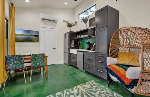 Wimberley Cabin | Relaxing Lux Cabin: Outdoor Tub, Hammock, BBQ