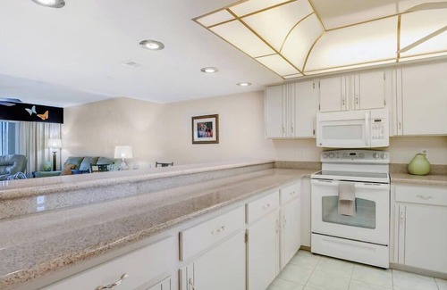 Port Orange Apartment | Relaxing Ocean Condo Steps from the Beach