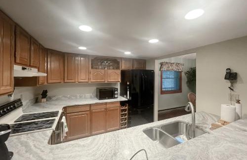 Lincoln Apartment | Relaxing on the River