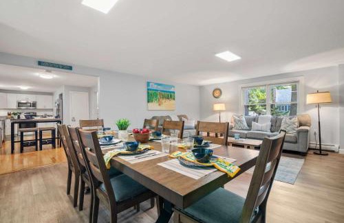 Centerville House | Relaxing Retreat just Minutes to Beach