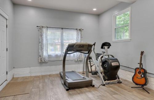 North Raleigh House | Relaxing Retreat Near North Hills & Downtown home