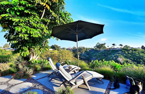 Bay Ho House | Relaxing Retreat/Resort with Canyon & Bay Views