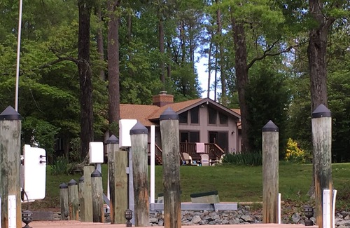 Reedville House | Relaxing River Retreat Close to the Chesapeake Bay