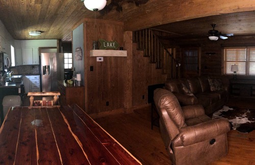 Cropwell Cabin | Relaxing Rustic Cabin located near Logan Martin Lake