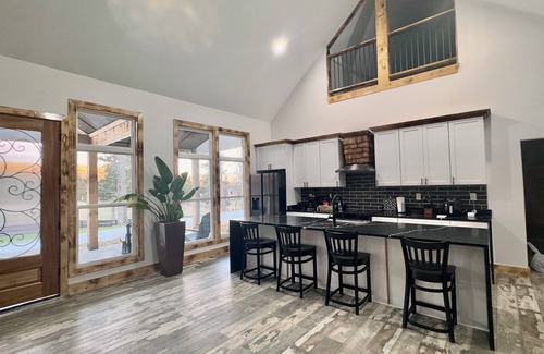 Cartersville House | Relaxing & Spacious home near Lakepoint- Allatoona