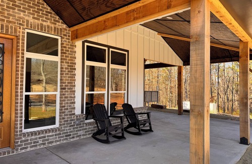 Cartersville House | Relaxing & Spacious home near Lakepoint- Allatoona