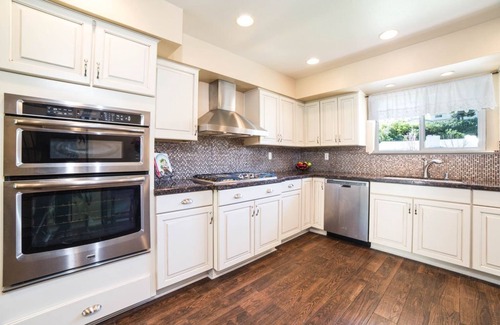 Thousand Oaks House | Relaxing Spacious Family Home in Thousand Oaks