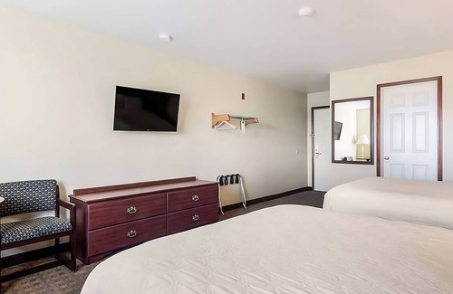 Aberdeen Hotel | Relaxing Stay at GuestHouse Montesano, Free Breakfast, Free Parking!