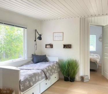 Kramnitse House | Relaxing Stay By The Beach & Nature