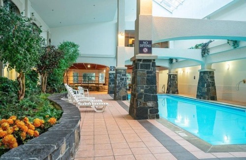 Banff Apartment | Relaxing Stay in Banff! Lovely Superior King Room