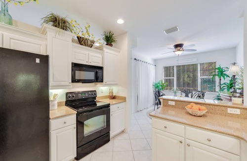 Estero House | Relaxing Townhome in Bella Terra Community