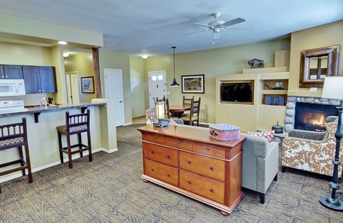 Heber Condo | Relaxing vacation, Condo resort, Bison Ranch
