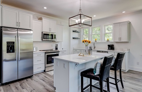 Edisto Island House | Relaxing water view home near the beach with private pool, spacious interior