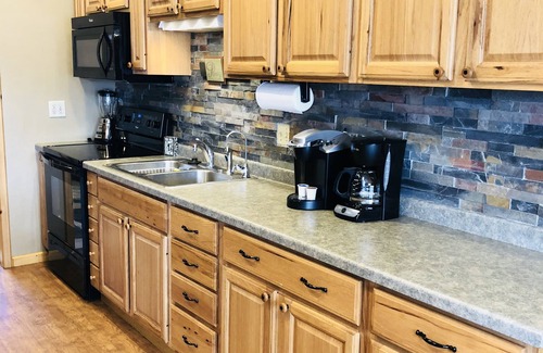 Waterford House | Relaxing Waterfront Home on Elm Island Great Fishing on Lake Tichigan/Fox River