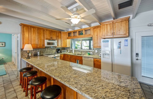 Lower Matecumbe Beach House | Relaxing waterfront retreat with boat dock & amazing ocean views