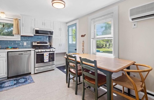West Harwich House | Relaxing West Harwich getaway!