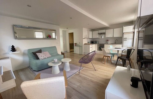 Bandol Apartment | REMADE APARTMENT HAS NINE IN HOUSE OF CITY
