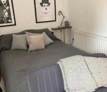 Orwell House | Remarkable 1-Bed Cottage in Orwell Cambridgeshire