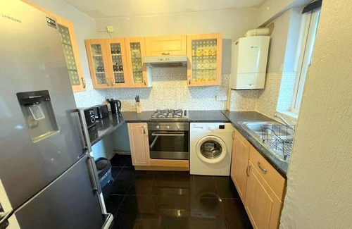 Bellingham Apartment | Remarkable 2-Bed Apartment in London