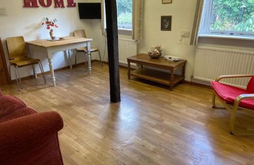 Stow Bardolph House | Remarkable 2-Bed Barn in Downham Market