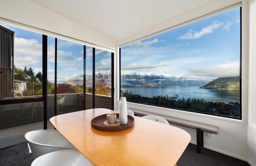 Fernhill House | Remarkable Alpine Holiday Home