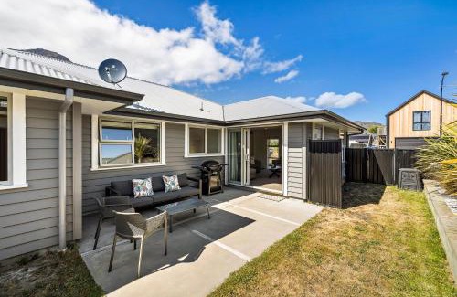 Lower Shotover House | Remarkable Mountain View - 4 Bedroom Home