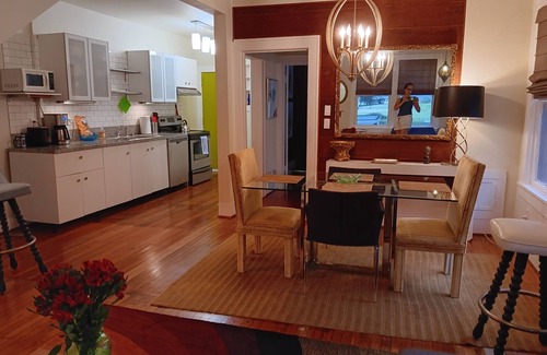 South Central Houston Apartment | Remodeled 1/1 with Old-World Charm