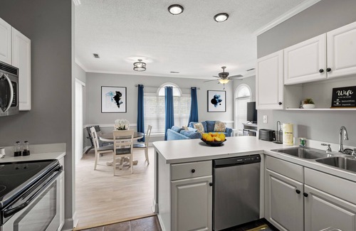 Central Myrtle Beach Condo | Remodeled 1 BR Condo in Golf Community, Sleeps 2